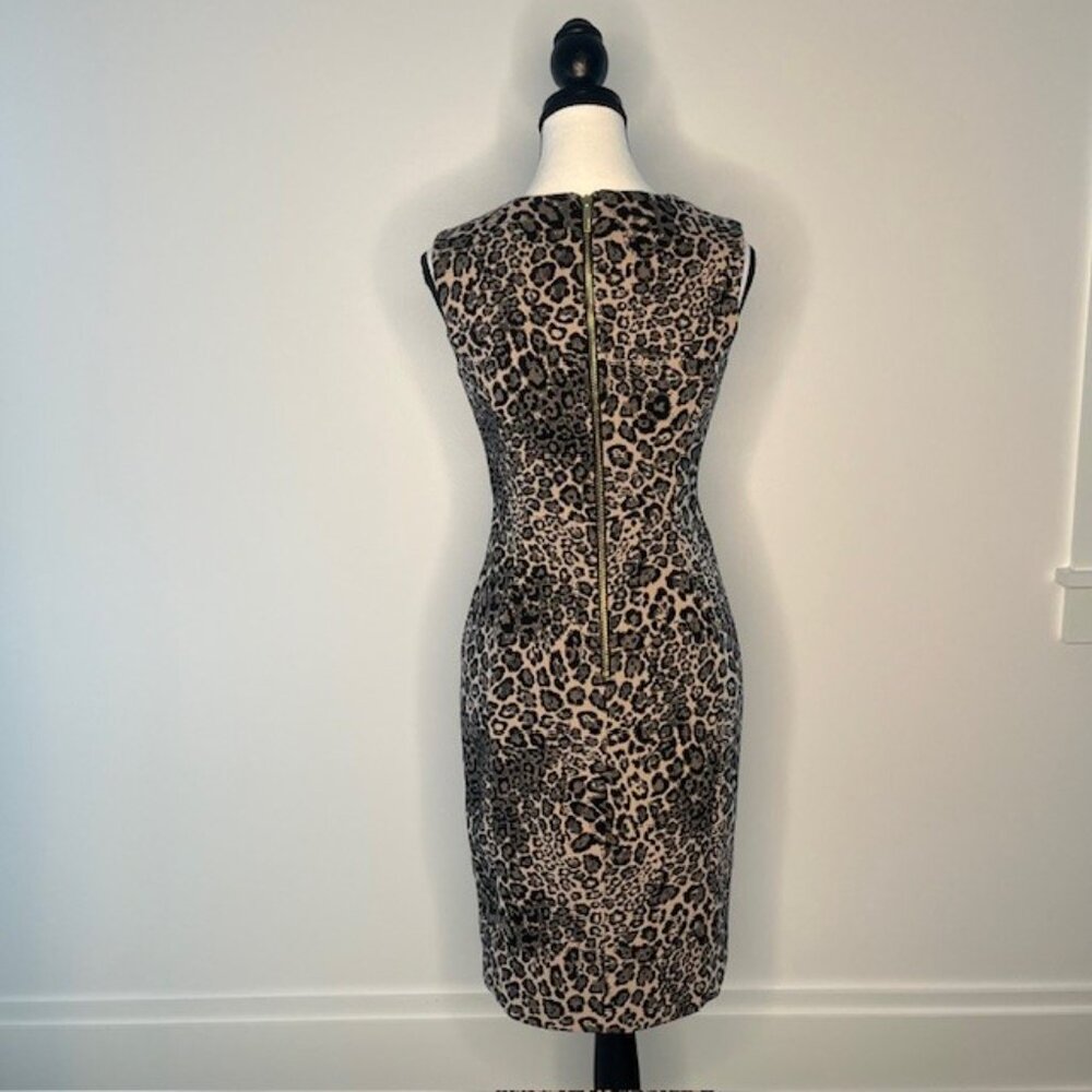 Calvin Klein - Woman's Leopard Print Sheath dress, Size 2 - Picture 3 of 6
